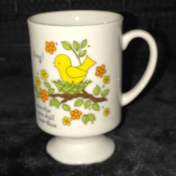 🧡💛Cute Vintage Mug💛🧡 - Picture 2 of 4